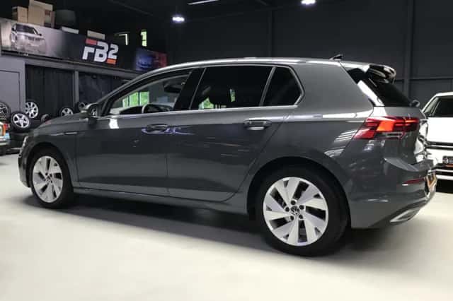 Volkswagen Golf (2021) thumbnail 5