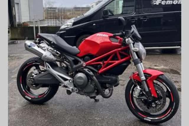 DUCATI MONSTER (2008) thumbnail 1