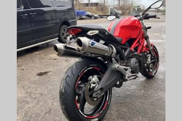 DUCATI MONSTER (2008) thumbnail 2