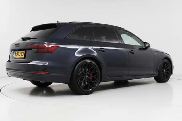 Audi A4 (2017) thumbnail 4