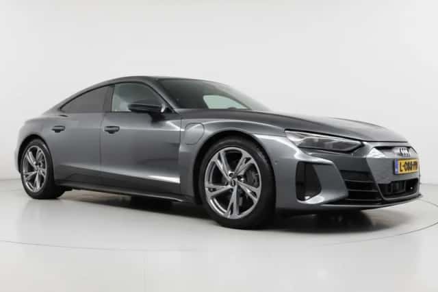 Audi e-tron (2021) thumbnail 6