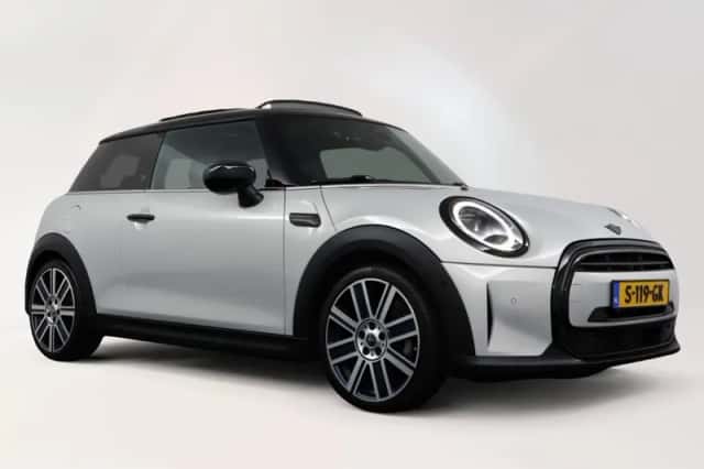 MINI Cooper (2021) thumbnail 6