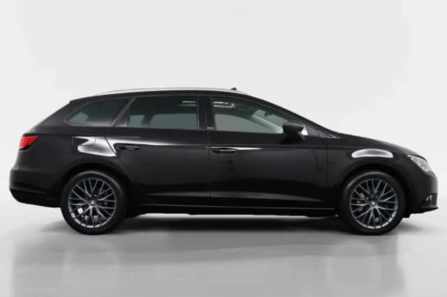 SEAT Leon (2016) thumbnail 6