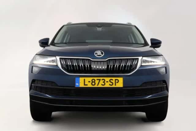 Škoda Karoq (2021) thumbnail 4