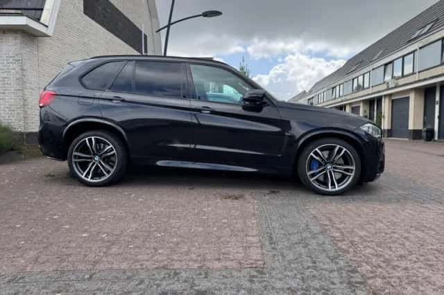 BMW X5 (2016) thumbnail 2