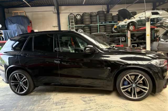 BMW X5 (2016) thumbnail 6