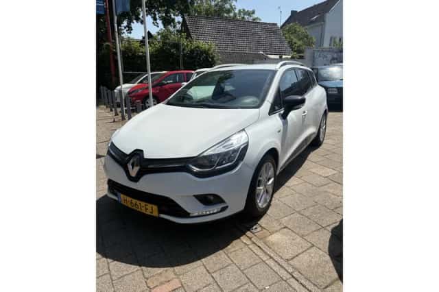Renault Clio (2020) thumbnail 2