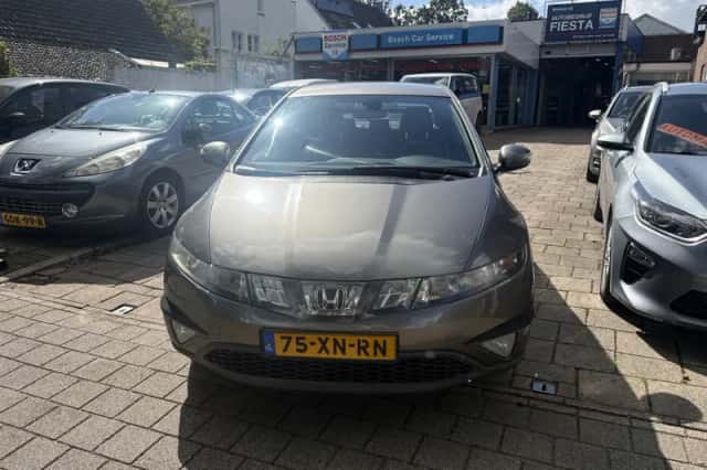 Honda Civic (2007) thumbnail 1