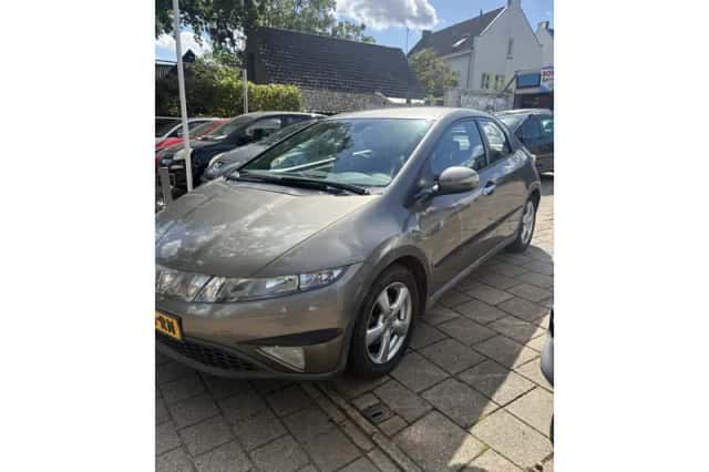Honda Civic (2007) thumbnail 2