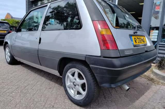 Renault 5 (1990) thumbnail 3