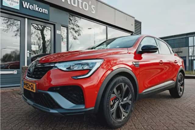 Renault Arkana (2021) thumbnail 2