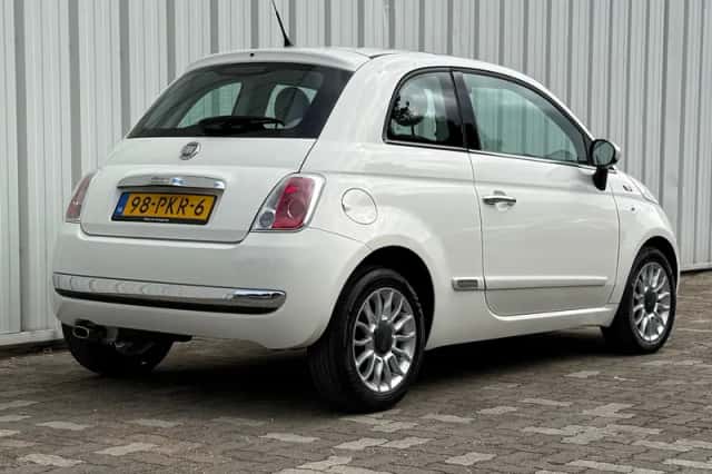 Fiat 500 (2011) thumbnail 4