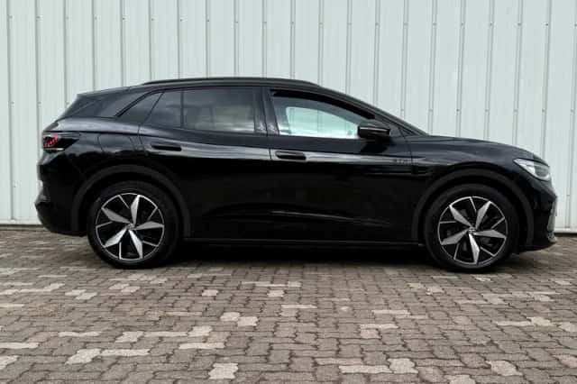 Volkswagen ID.4 (2023) thumbnail 5