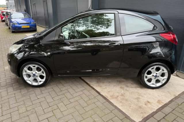 Ford Ka (2008) thumbnail 4
