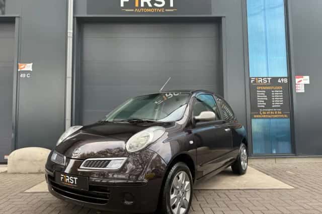 Nissan Micra (2009) thumbnail 1