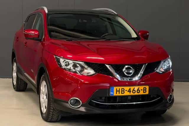 Nissan Qashqai (2015) thumbnail 3