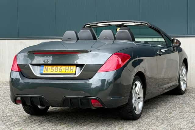 Peugeot 308 (2010) thumbnail 5