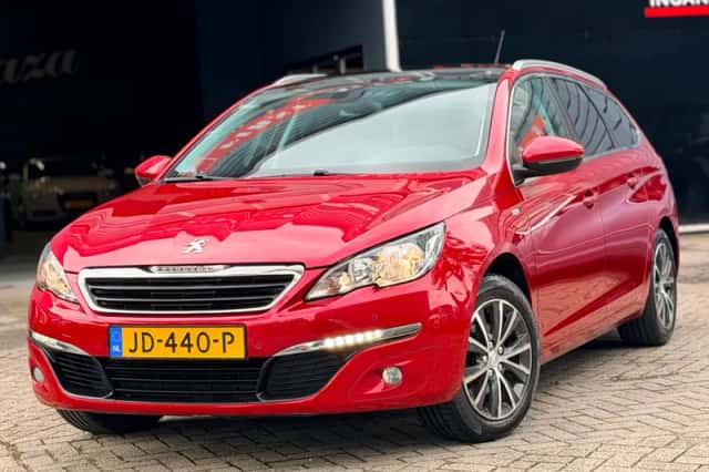Peugeot 308 (2016) thumbnail 1