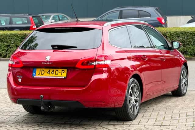 Peugeot 308 (2016) thumbnail 5