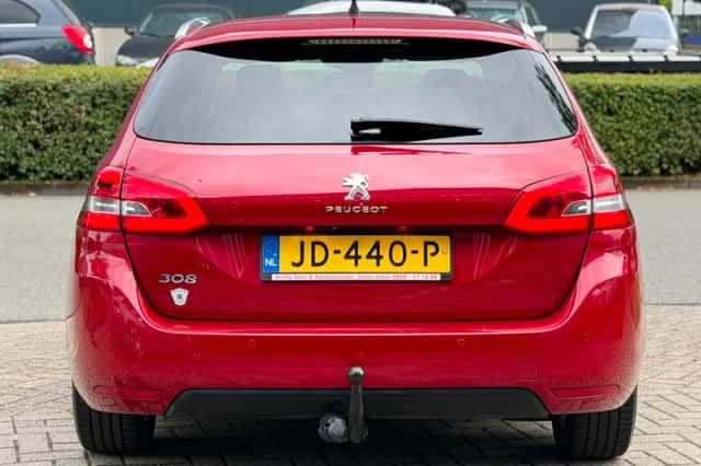 Peugeot 308 (2016) thumbnail 6