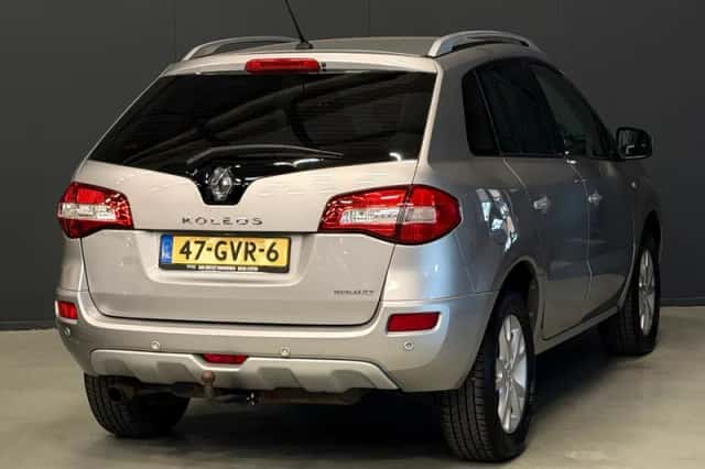 Renault Koleos (2008) thumbnail 4