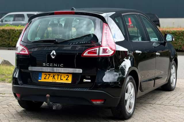 Renault Scénic (2010) thumbnail 6