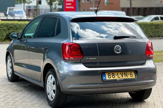 Volkswagen Polo (2010) thumbnail 6