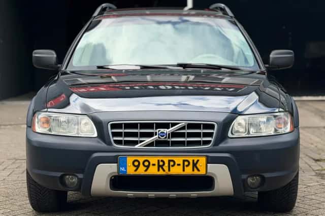 Volvo XC70 (2005) thumbnail 2