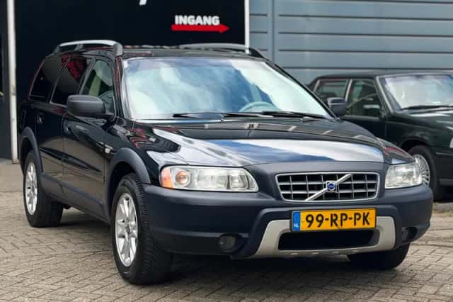 Volvo XC70 (2005) thumbnail 3