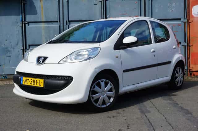 Peugeot 107 (2007) thumbnail 1