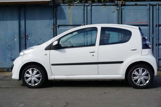 Peugeot 107 (2007) thumbnail 2