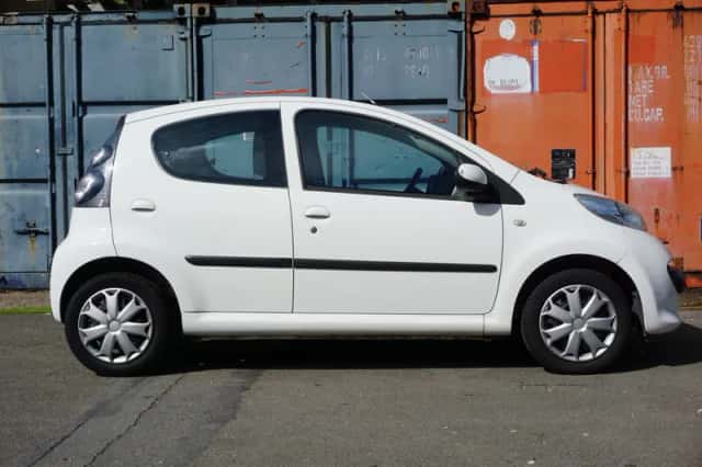 Peugeot 107 (2007) thumbnail 5