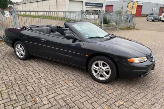 Chrysler Stratus (1999) thumbnail 1