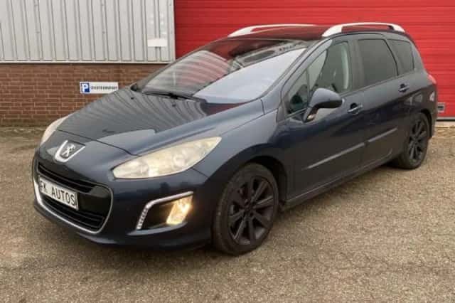 Peugeot 308 (2011) thumbnail 1