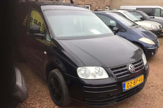 Volkswagen Caddy (2004) thumbnail 3