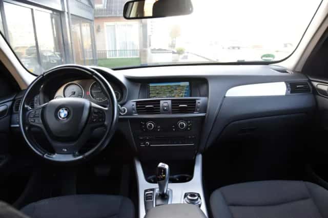 BMW X3 (2014) thumbnail 3