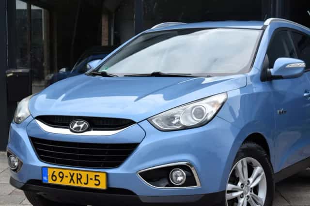Hyundai ix35 (2012) thumbnail 2
