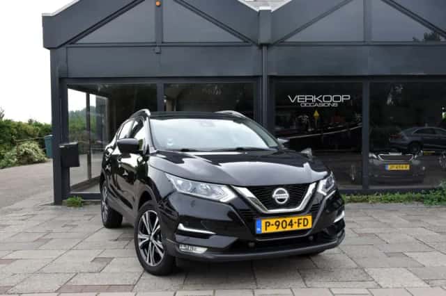 Nissan Qashqai (2018) thumbnail 3