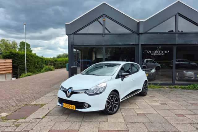 Renault Clio (2013) thumbnail 2
