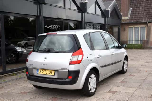 Renault Scénic (2006) thumbnail 6