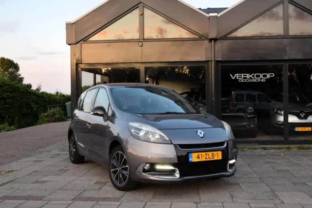 Renault Scénic (2013) thumbnail 4