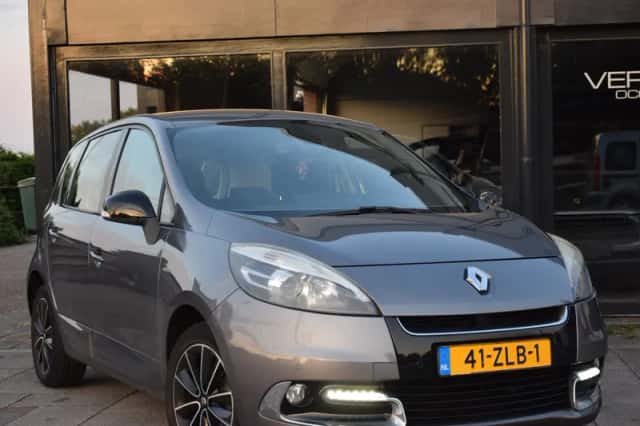 Renault Scénic (2013) thumbnail 5