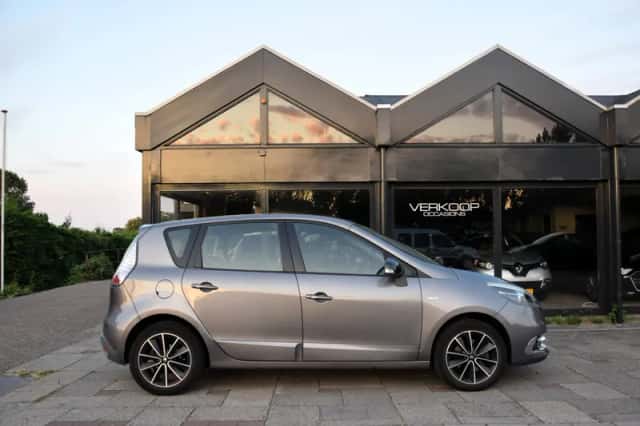 Renault Scénic (2013) thumbnail 6