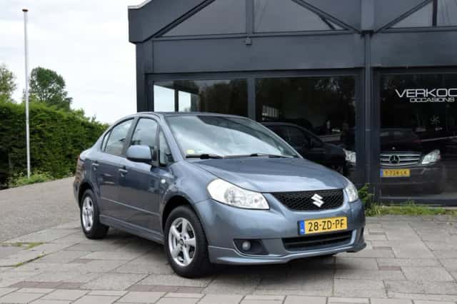 Suzuki SX4 (2008) thumbnail 1