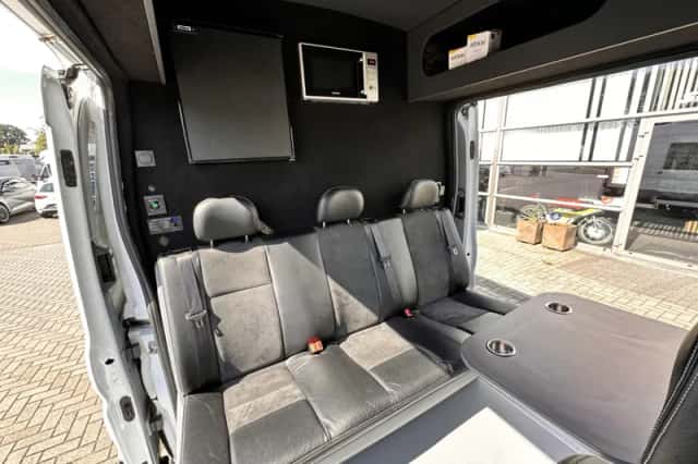 Ford Transit (2020) thumbnail 2