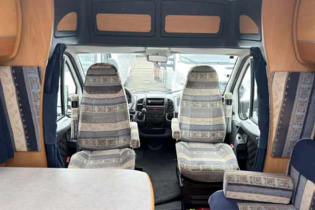Chausson Allegro (2004) thumbnail 4