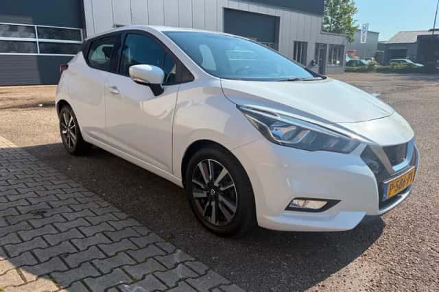 Nissan Micra (2018) thumbnail 3
