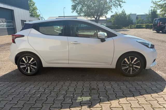 Nissan Micra (2018) thumbnail 4