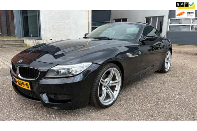 BMW Z4 (2017) thumbnail 1
