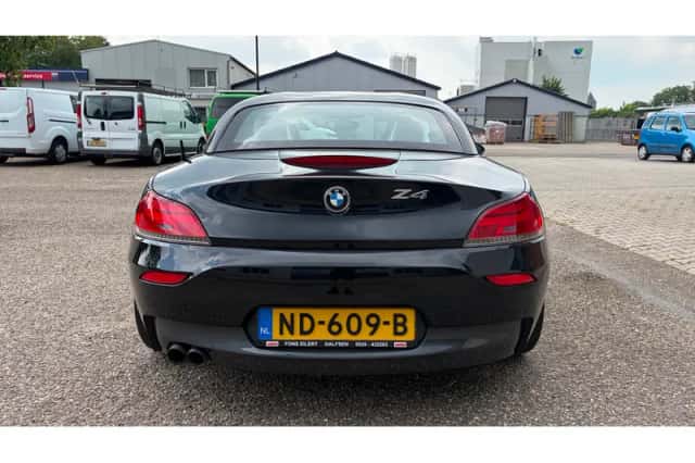 BMW Z4 (2017) thumbnail 6